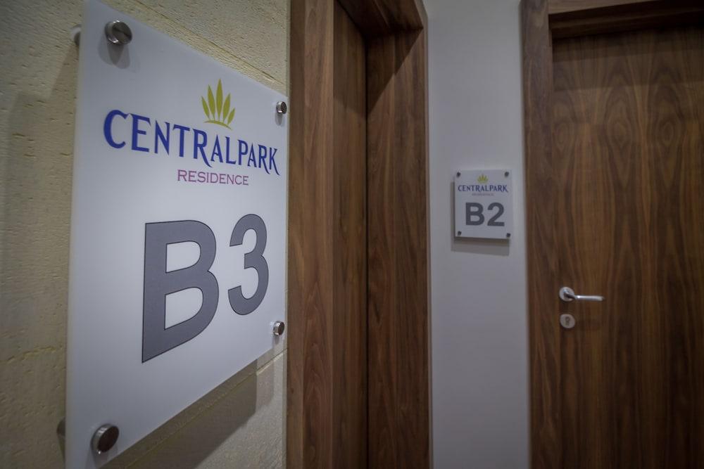 Central Park Residence Belgrade Extérieur photo